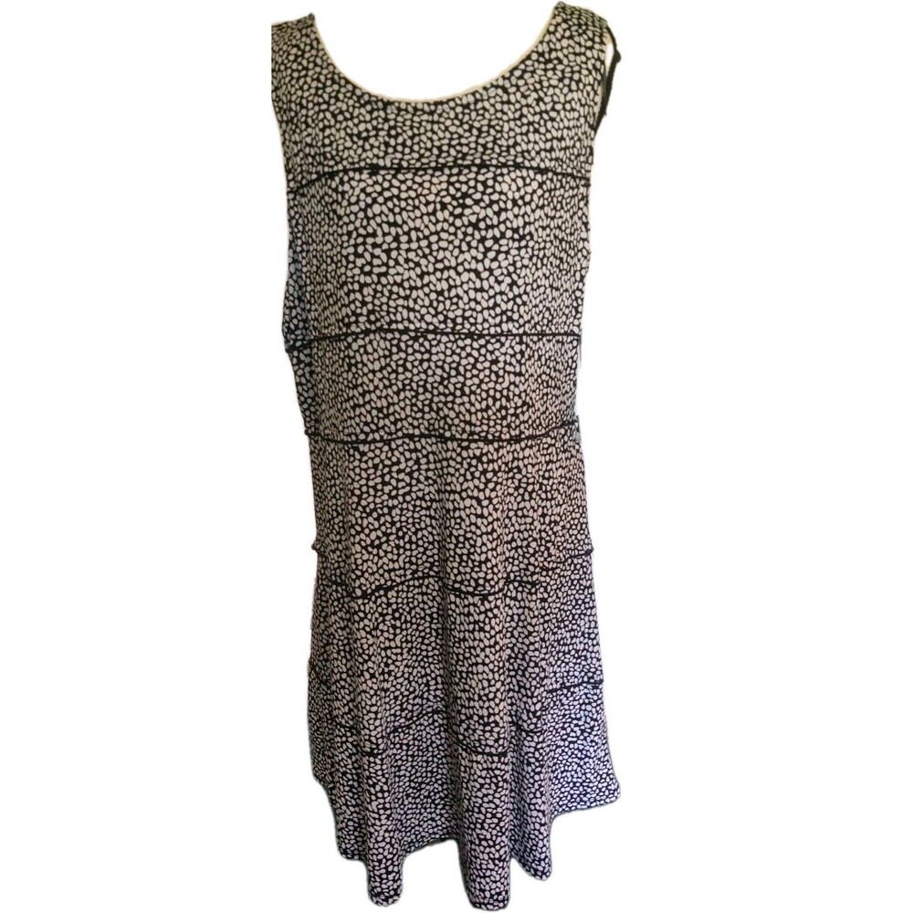 Perceptions NY Women's Sleeveless Tiered Black/White Midi Dress Size 16 NEW